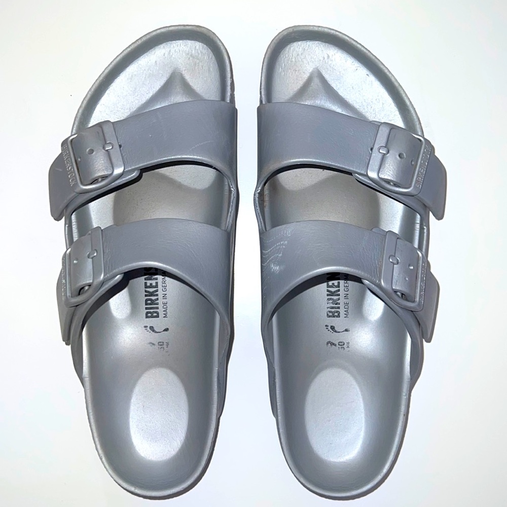 EU 39 / US Womens 8-8.5 / Mens 6-6.5 Slide Sandal